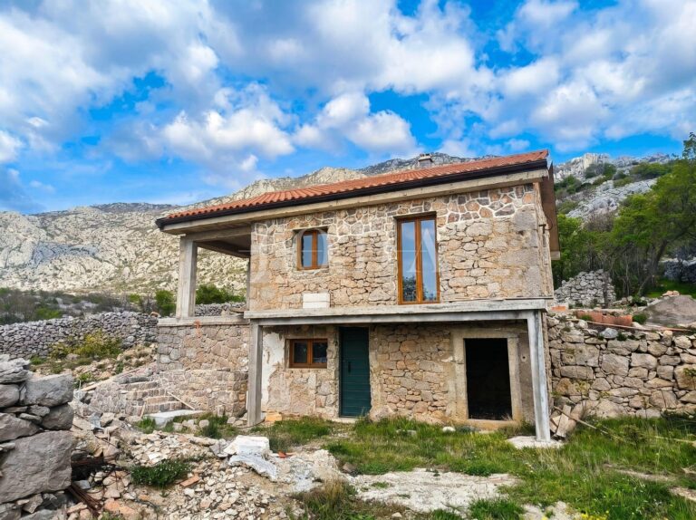Jablanac autentična kamena kuća s panoramskim pogledom na more | Adriatic Real