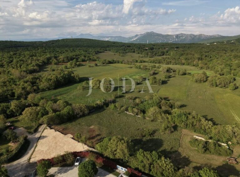 građevinsko zemljište na traženoj lokaciji u blizini centra | Adriatic Real