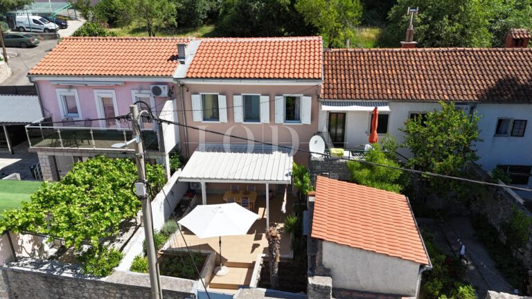 nadomak mora | Adriatic Real